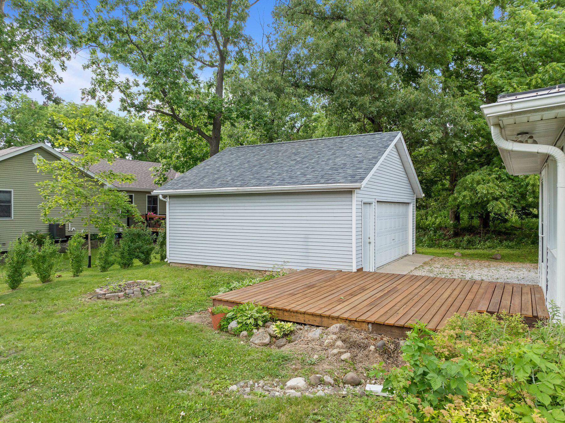 N3335 University Rd