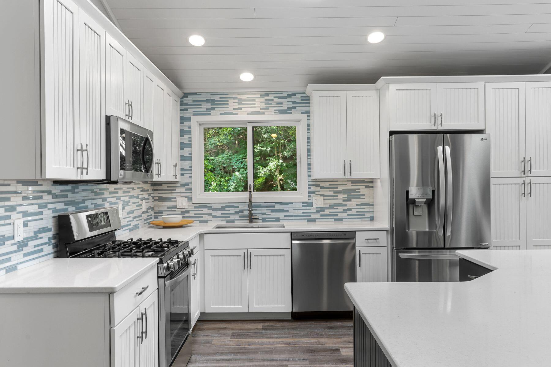 350 S Lower Gardens Rd