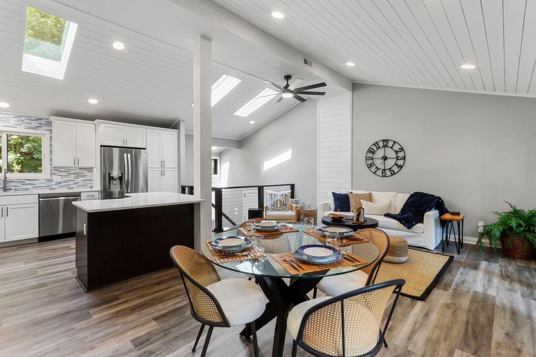 350 S Lower Gardens Rd