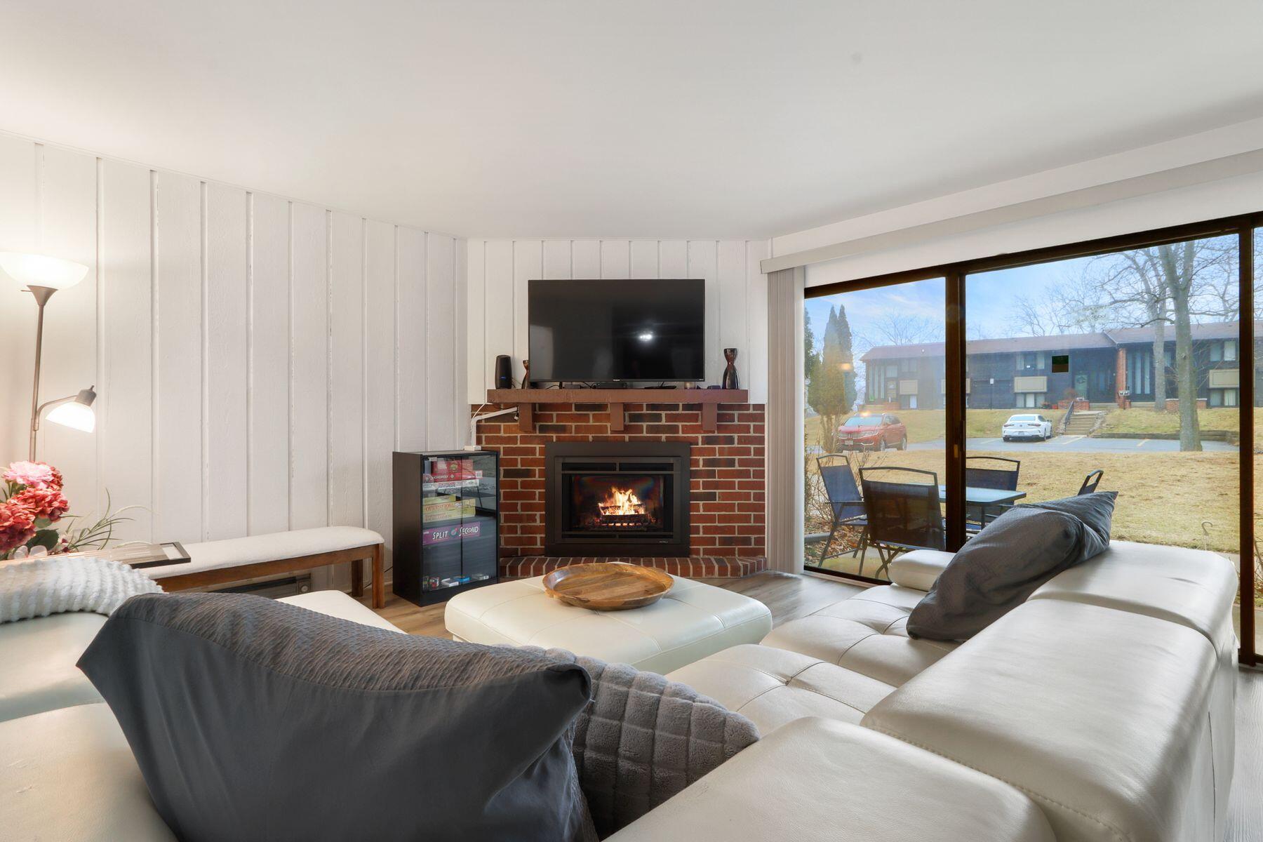 6 Zurich Ct Unit: 6-05