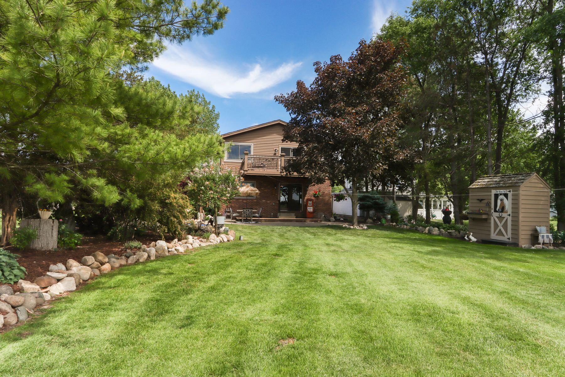 8508 Fox River Rd