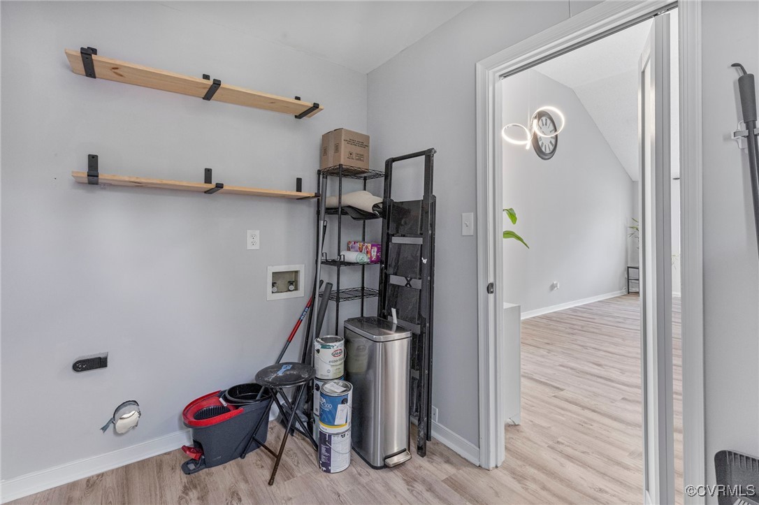 408 Winnetka Ave
