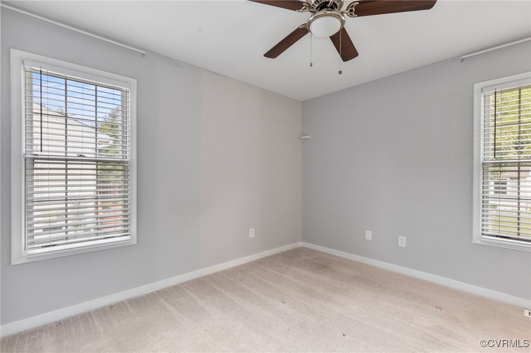 408 Winnetka Ave