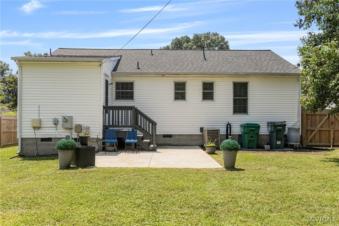408 Winnetka Ave