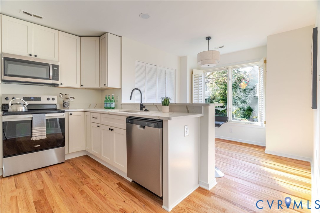 8133 Greystone East Cir Unit#1