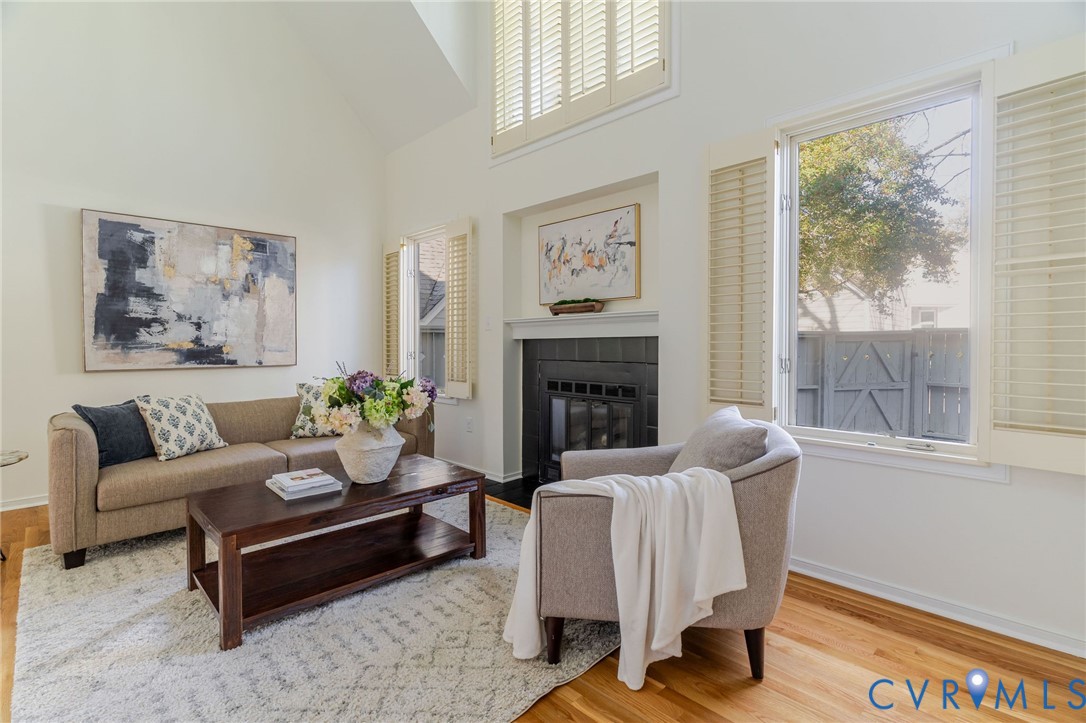 8133 Greystone East Cir Unit#1