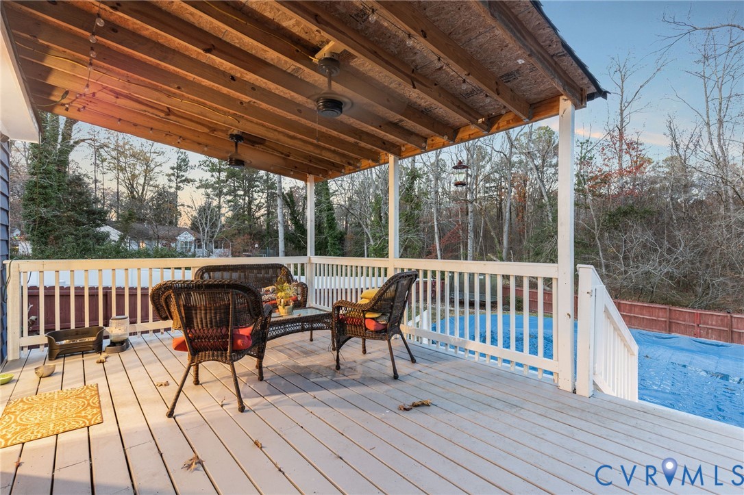 15601 Roland View Dr
