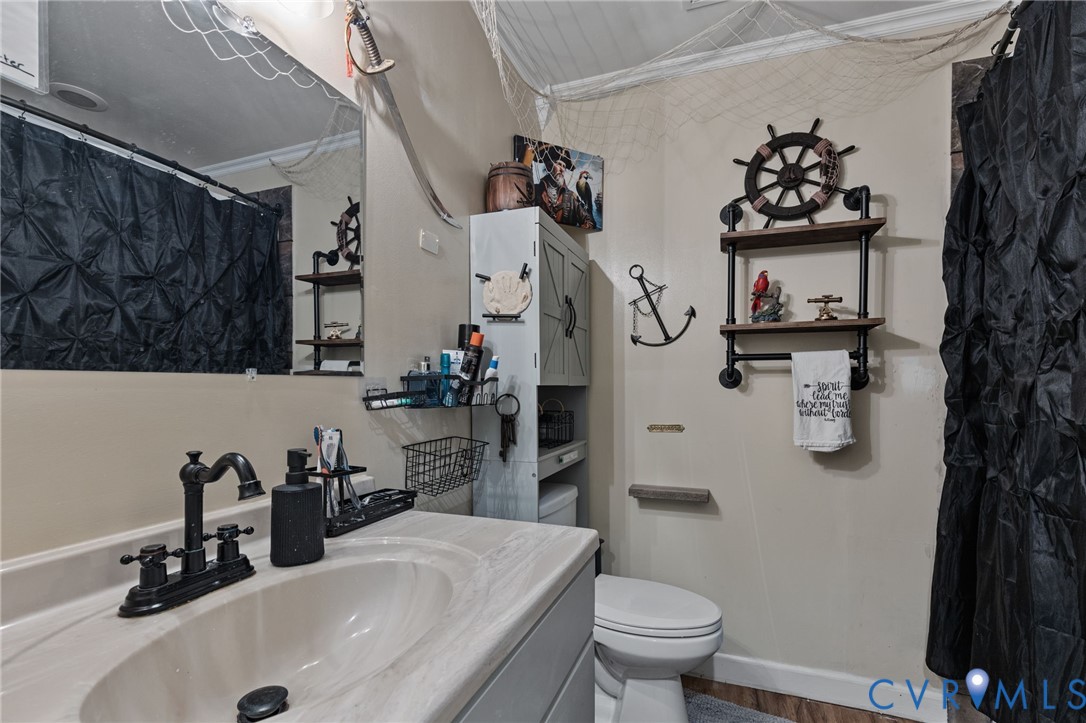 15601 Roland View Dr