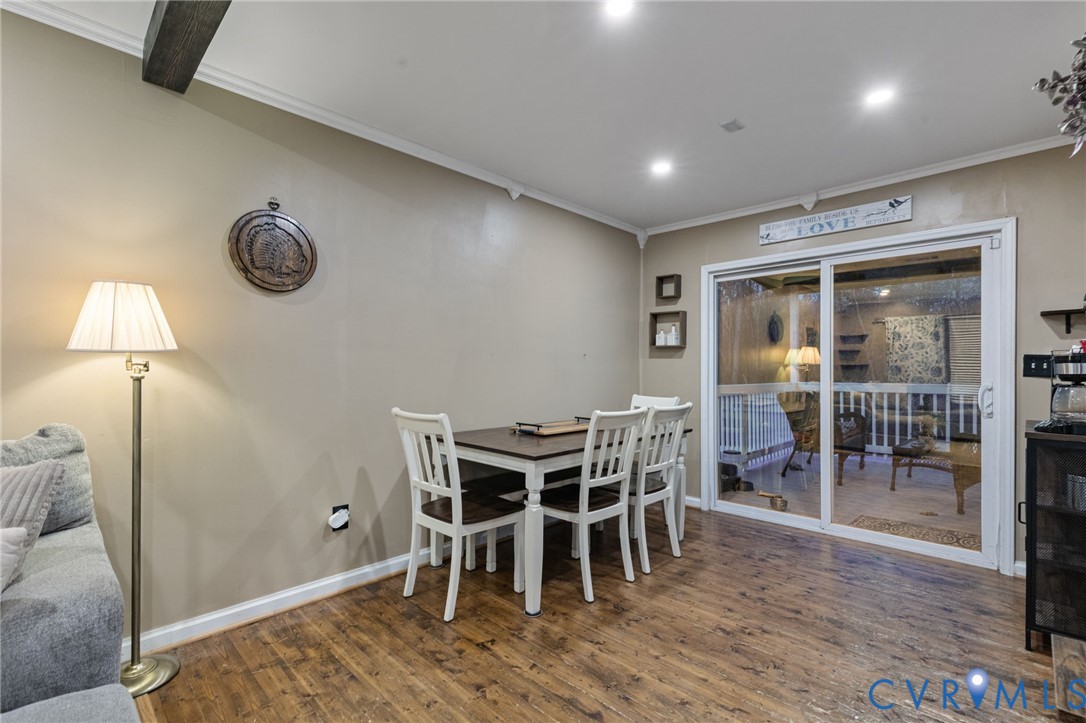 15601 Roland View Dr