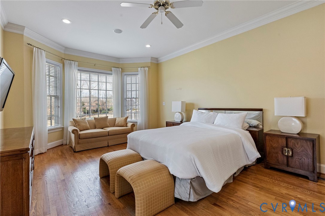 1625 N Founders Hl