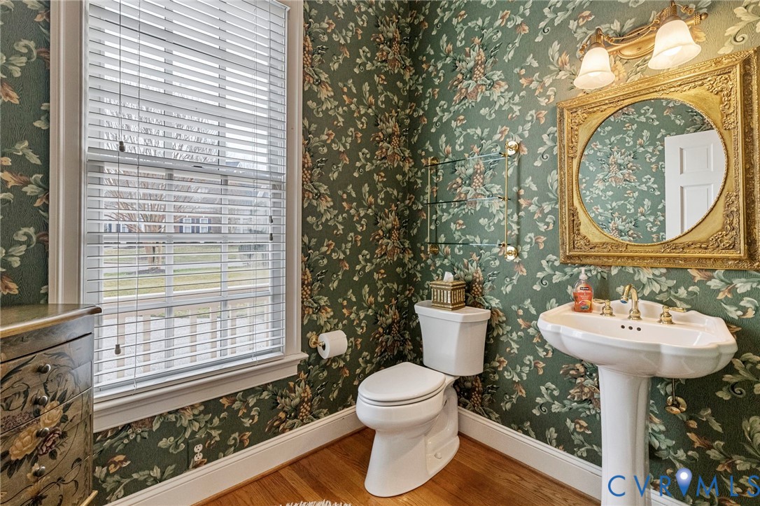 1625 N Founders Hl