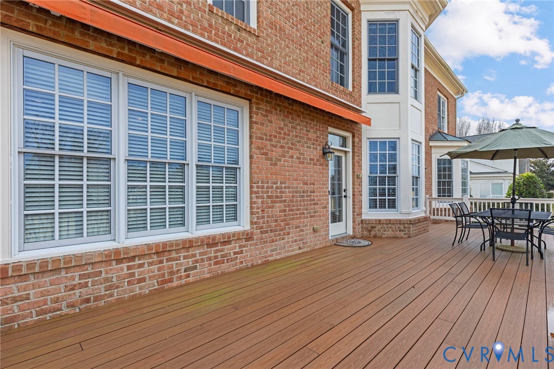 1625 N Founders Hl