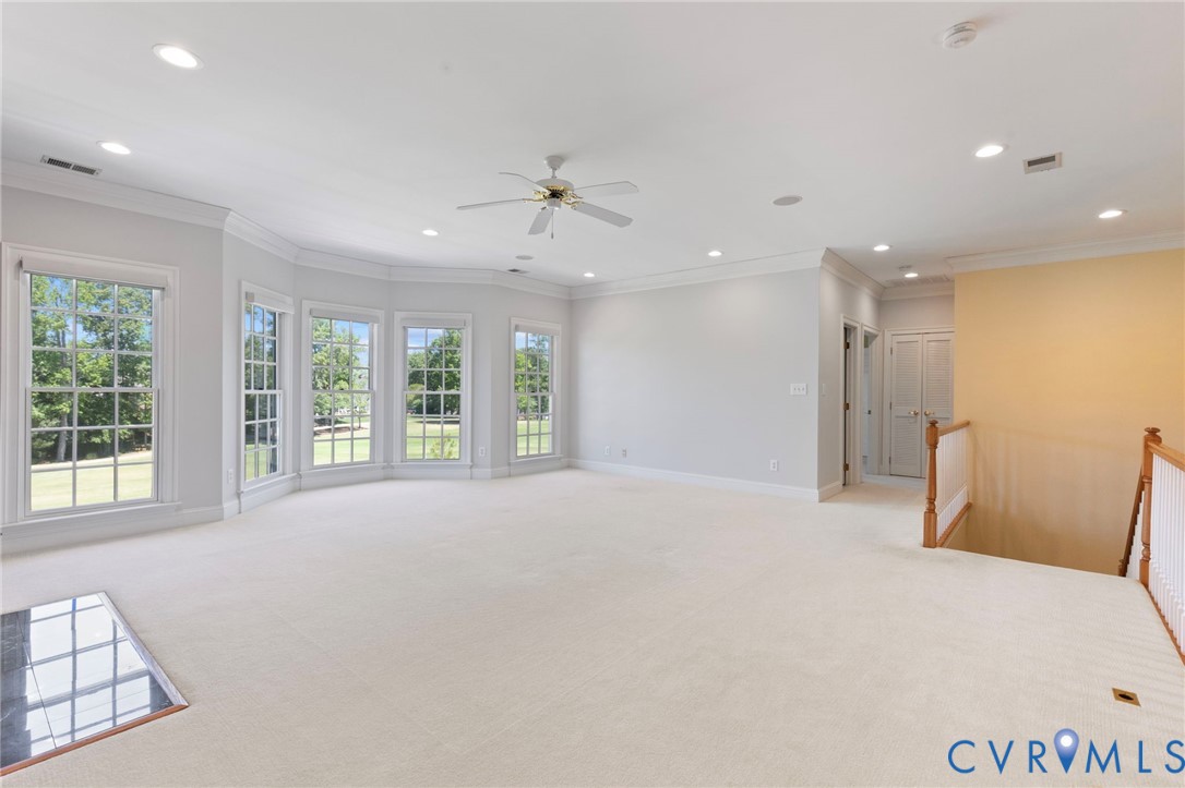 1625 N Founders Hl