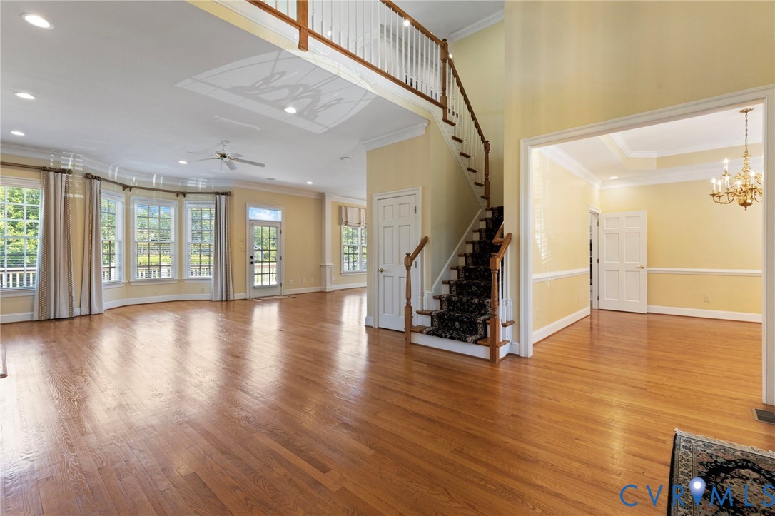 1625 N Founders Hl