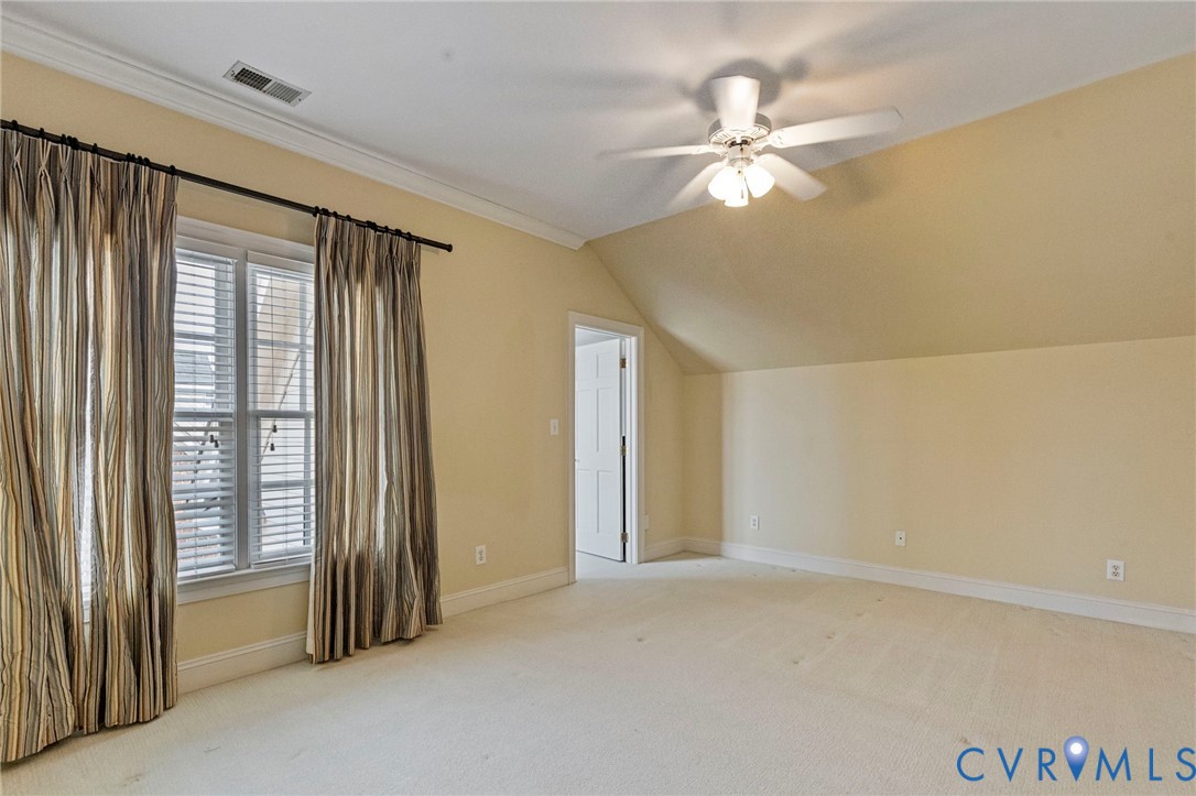 1625 N Founders Hl
