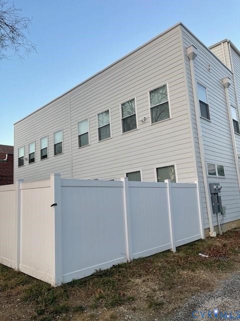206 W 14th St