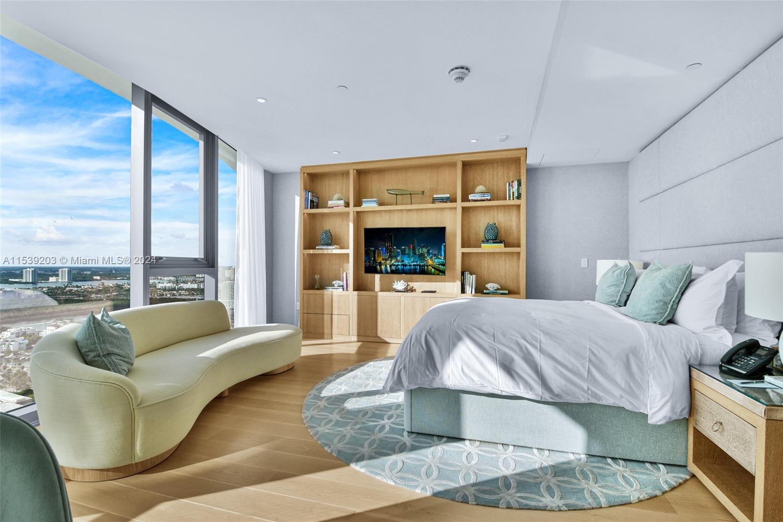 15701 Collins Ave # 3604