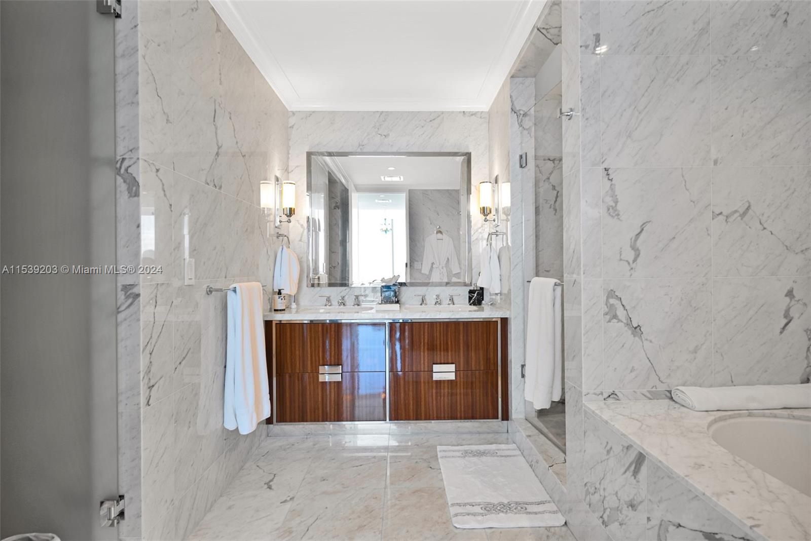 15701 Collins Ave # 3604