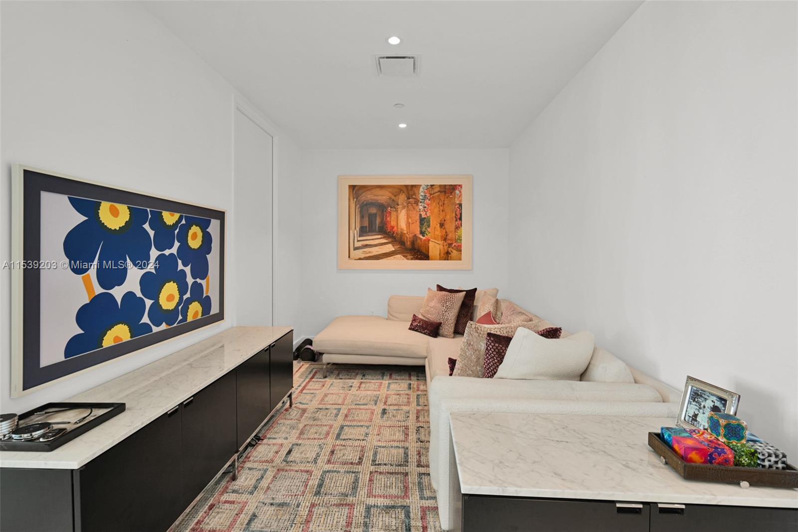 15701 Collins Ave # 3604