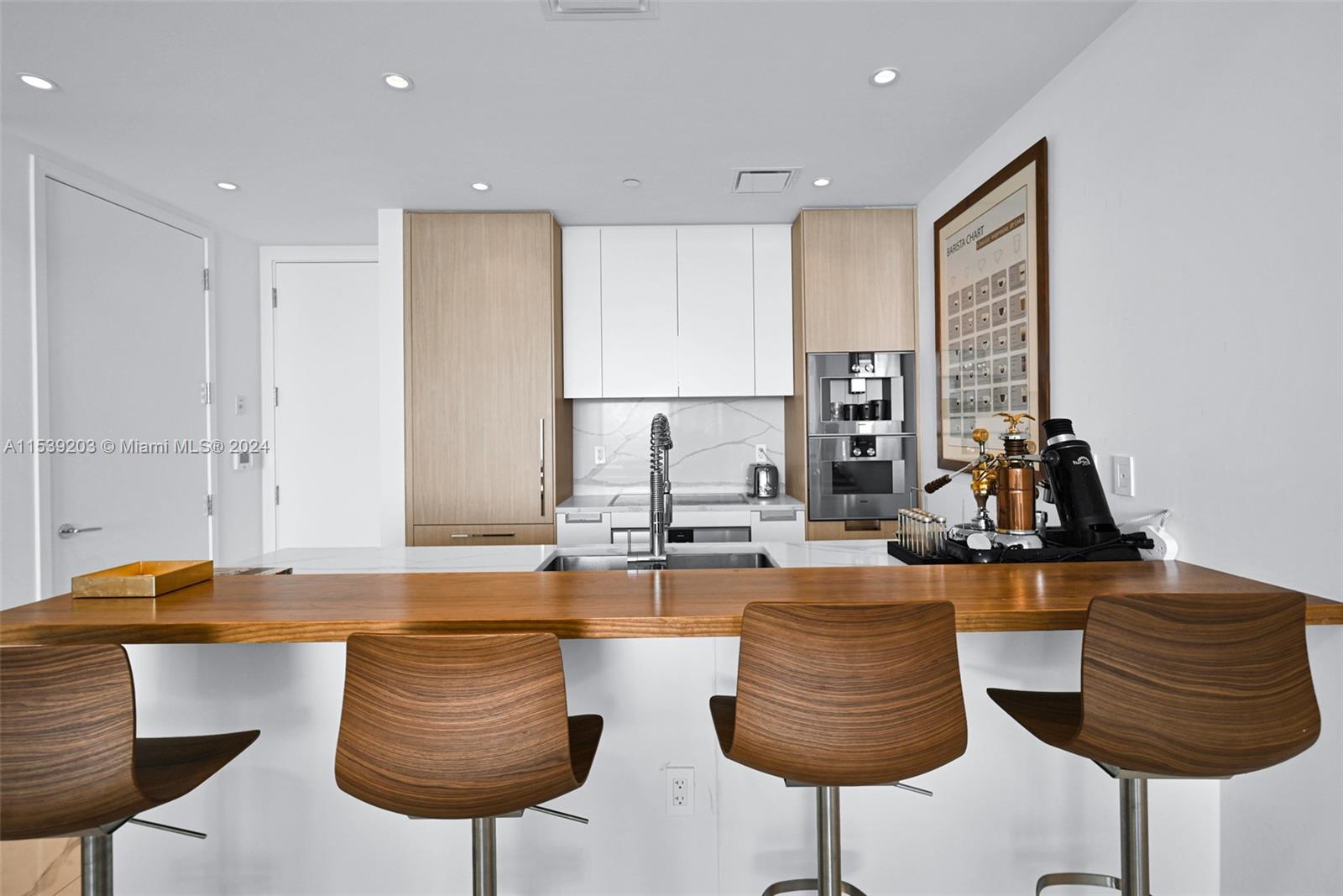 15701 Collins Ave # 3604