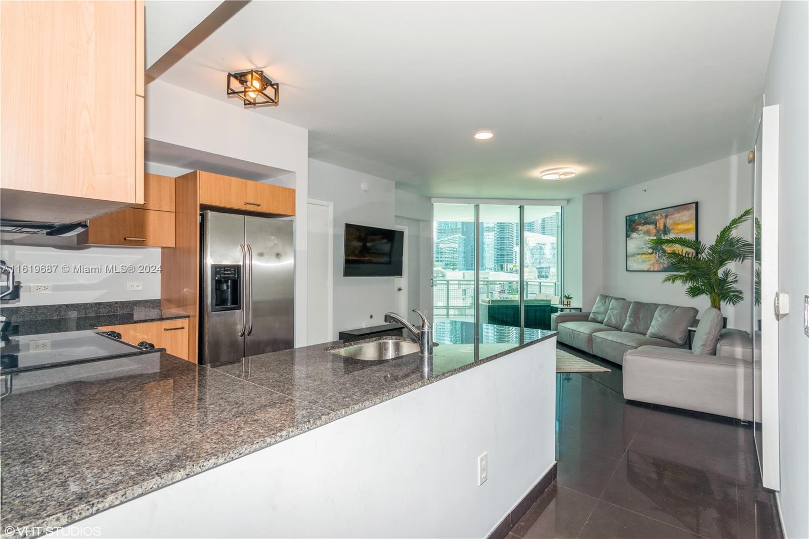 350 S Miami Ave Unit: 1406
