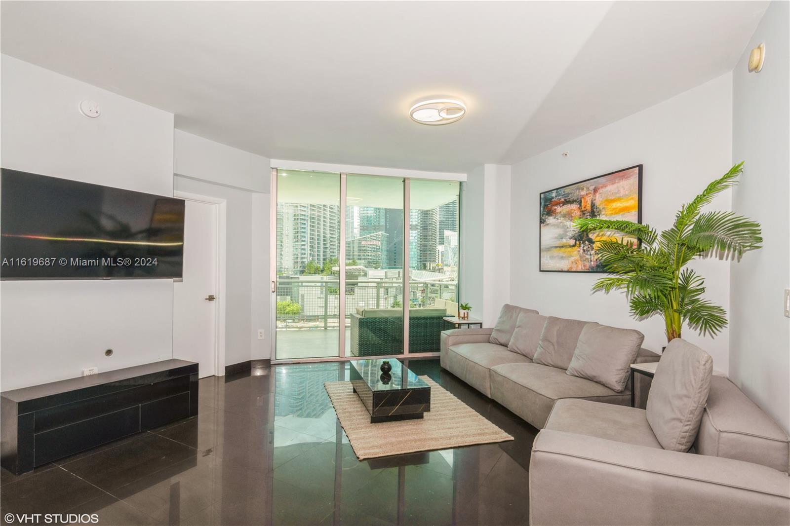 350 S Miami Ave Unit: 1406
