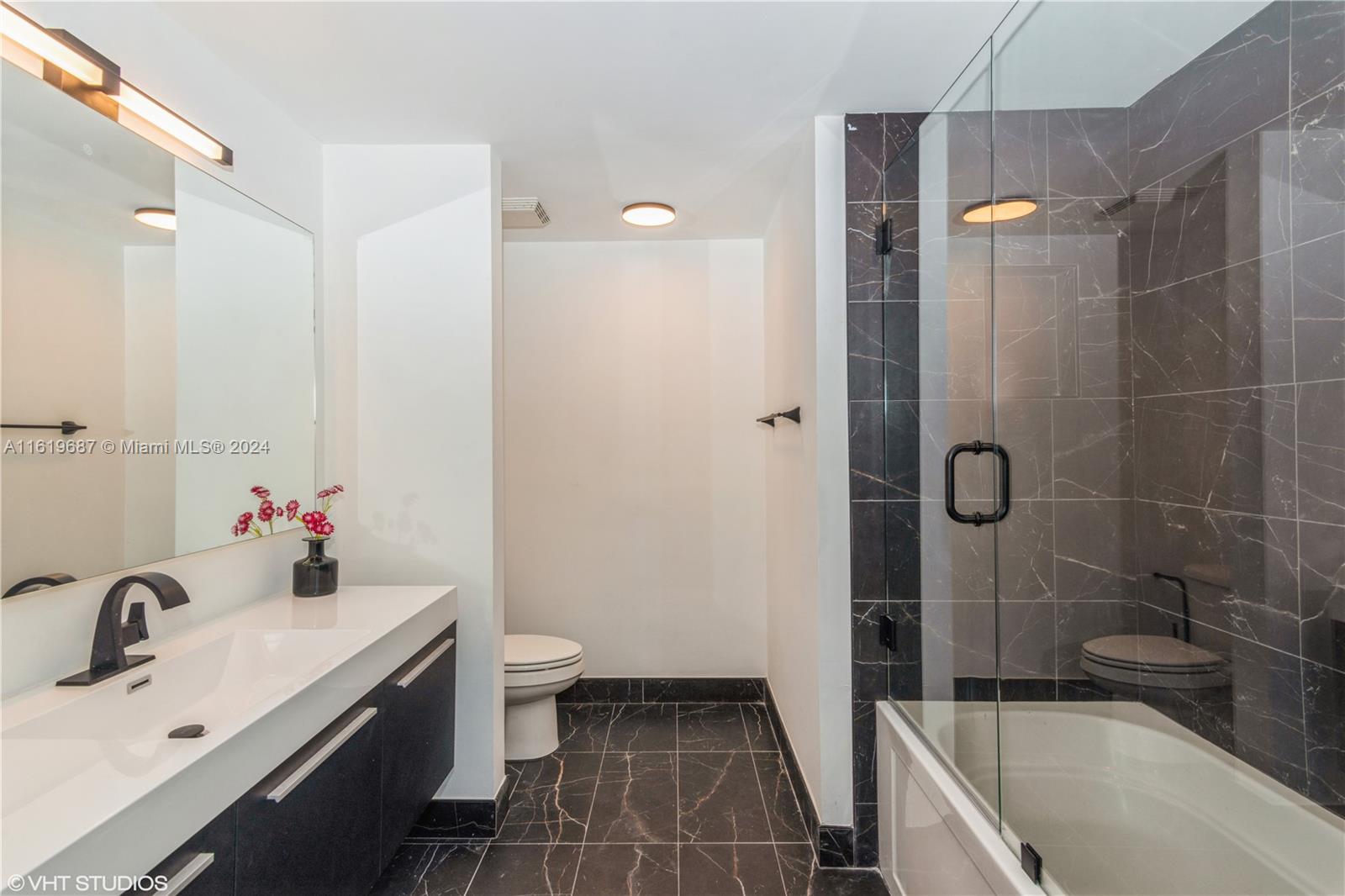 350 S Miami Ave Unit: 1406