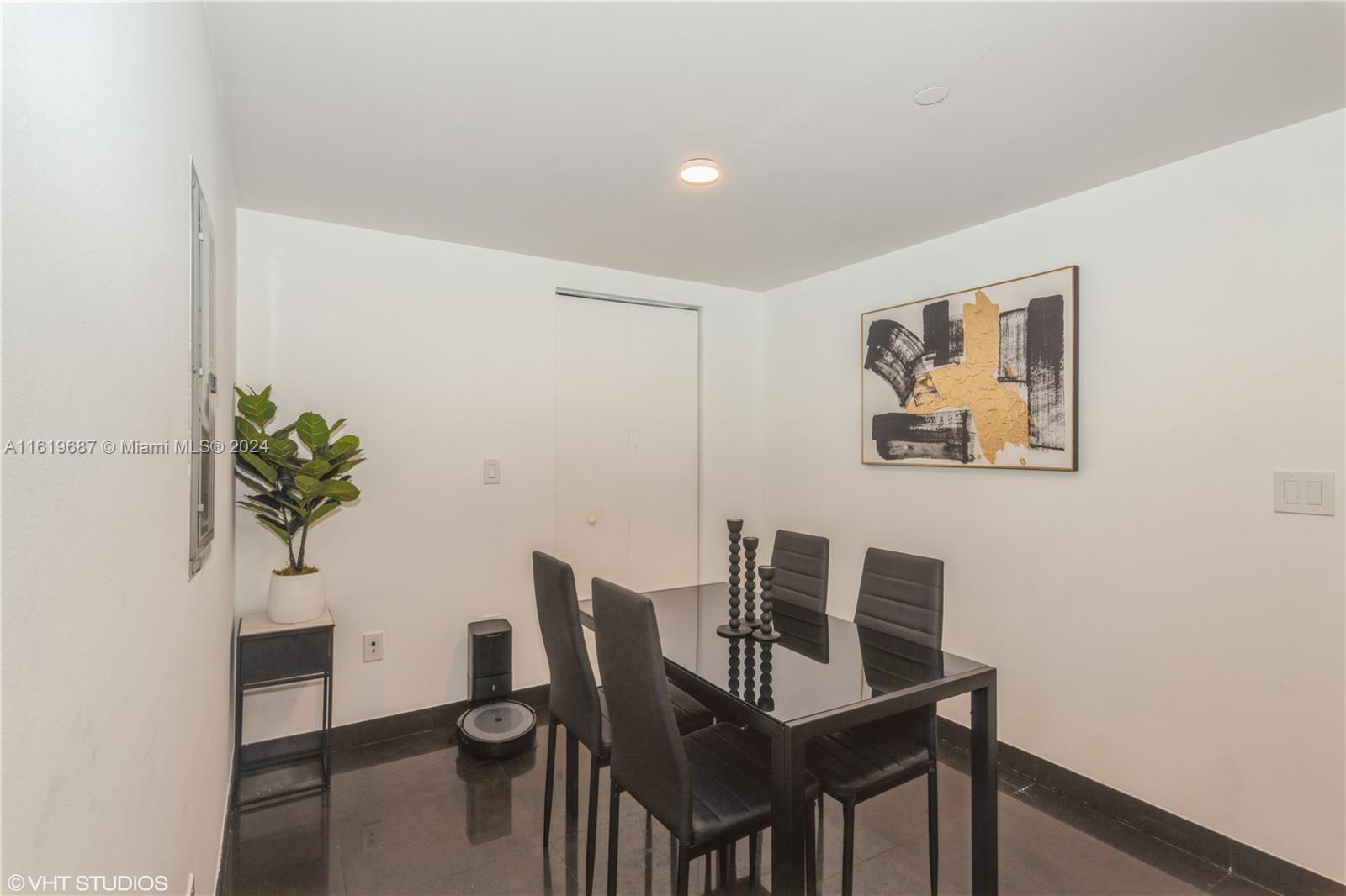 350 S Miami Ave Unit: 1406