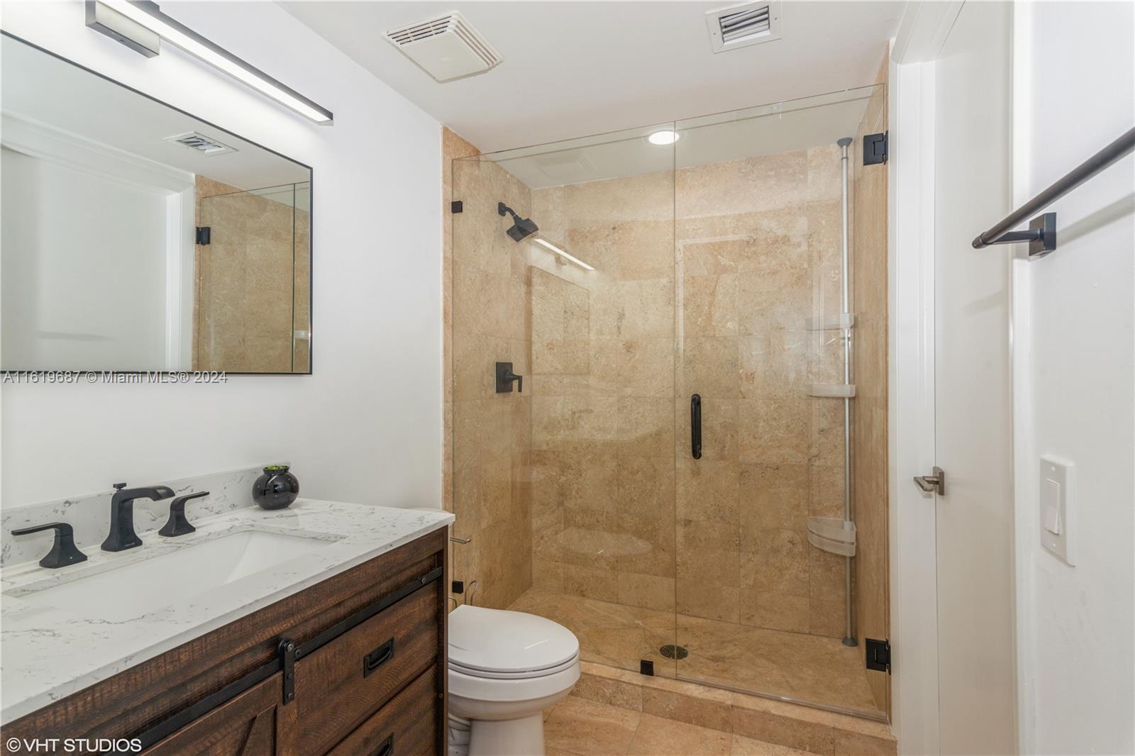 350 S Miami Ave Unit: 1406