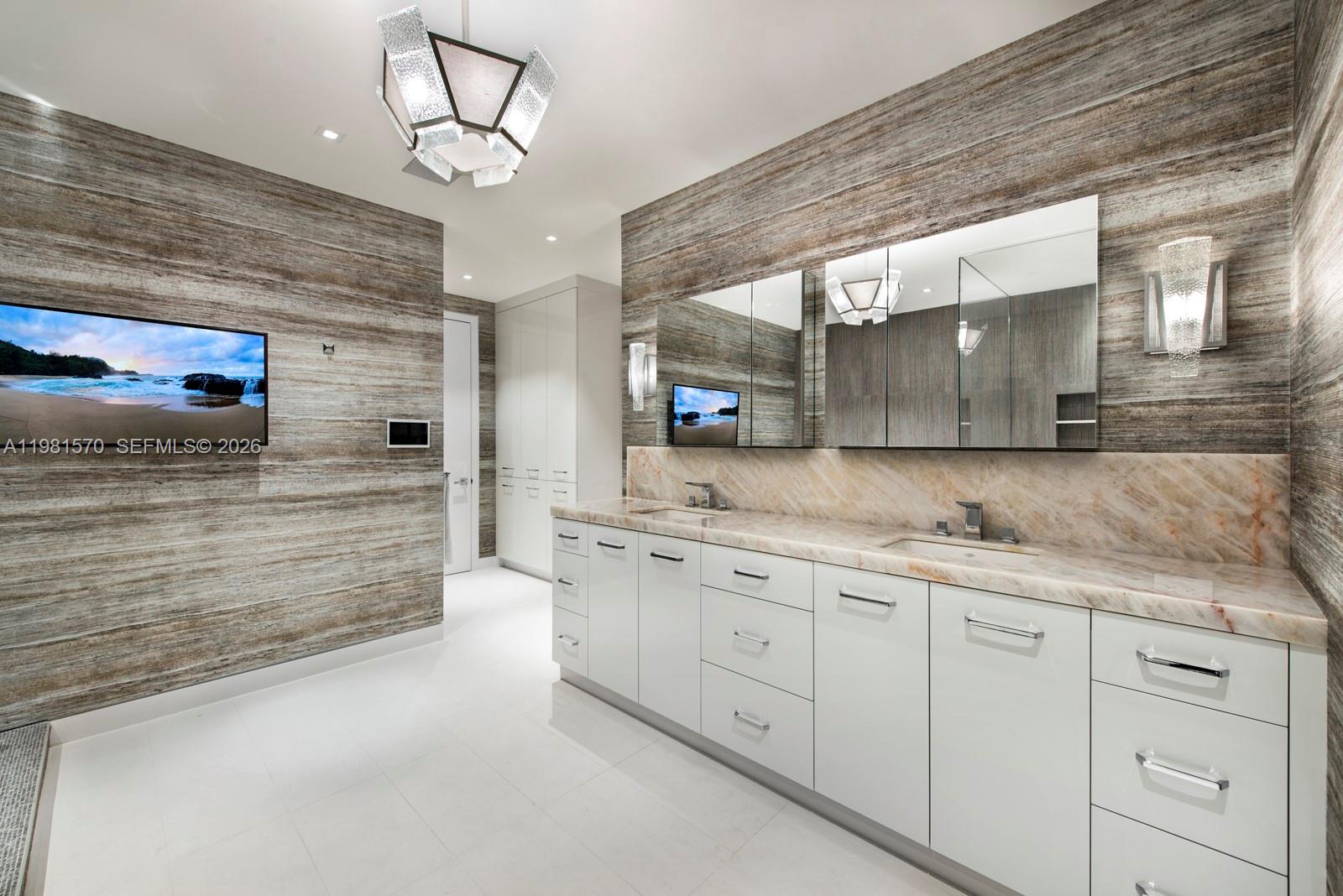 9705 Collins Ave # 1702N Unit: 1701N / 1702N