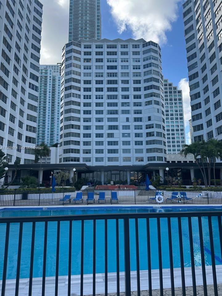 825 Brickell Bay Dr # 342