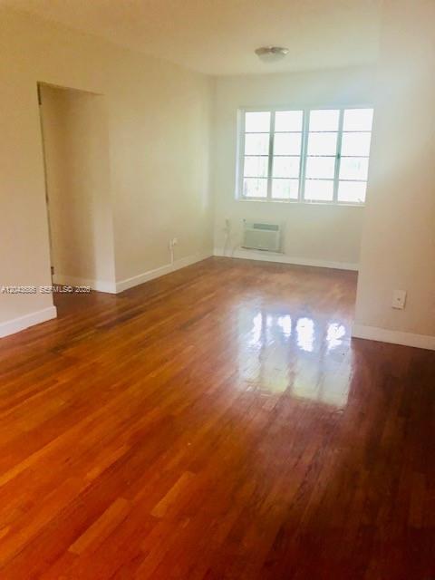 1008 E Ponce De Leon Blvd # 3