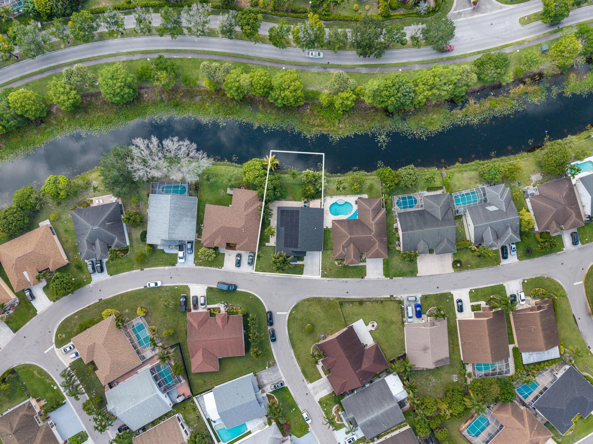 1128 Hatteras Circle