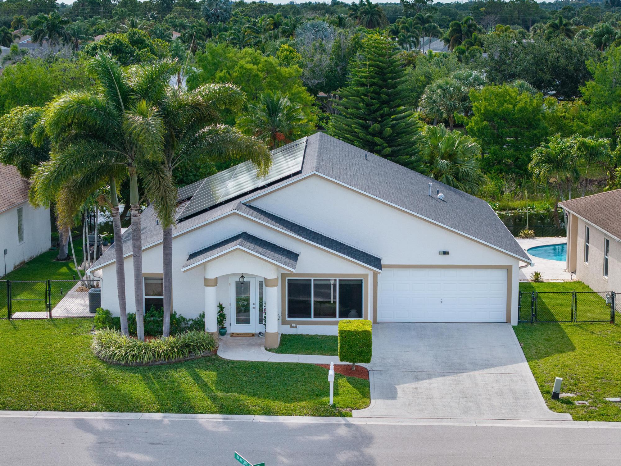 1128 Hatteras Circle