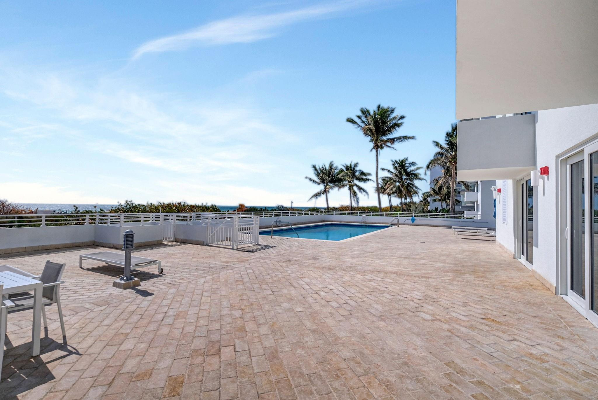 345 Ocean Drive 407