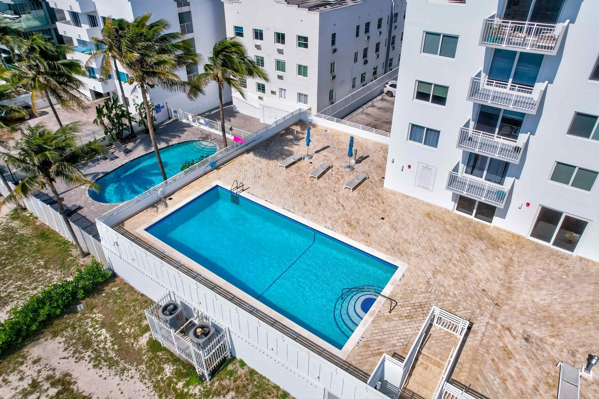 345 Ocean Drive 407