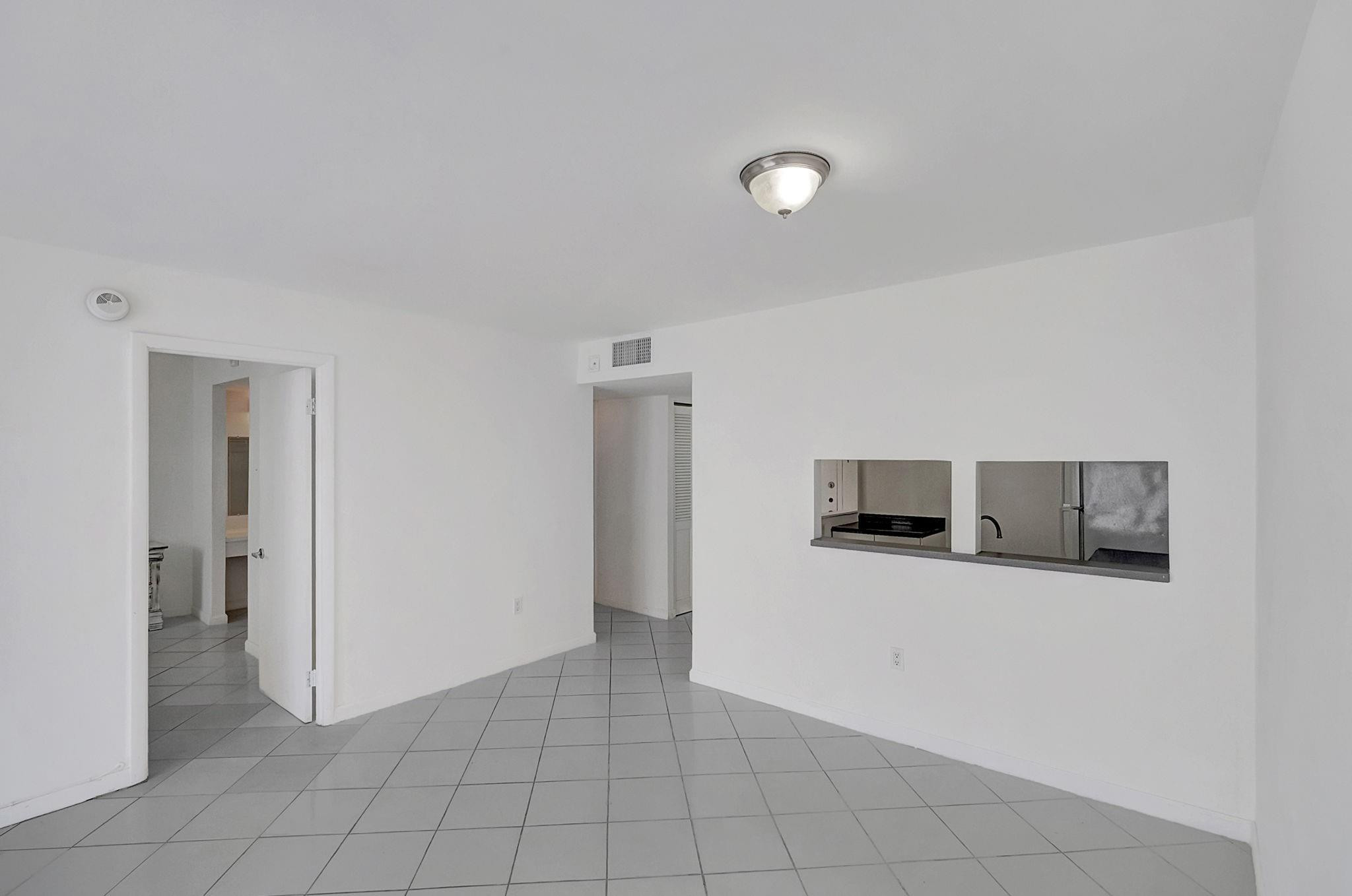 345 Ocean Drive 407