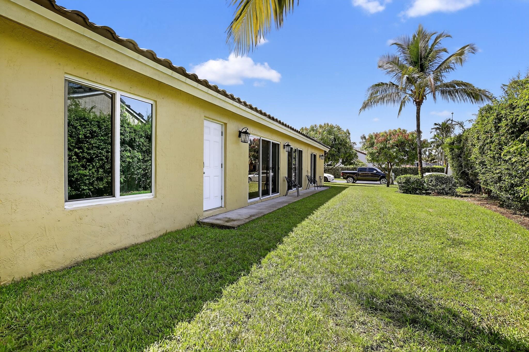 1210 NW 193rd Ave