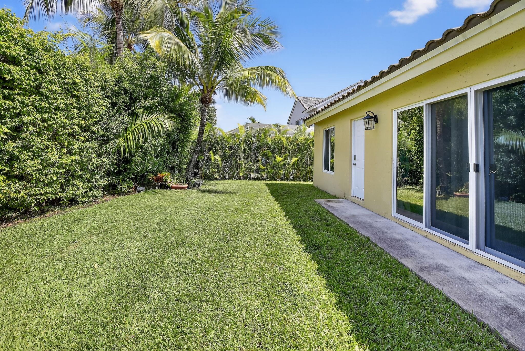 1210 NW 193rd Ave