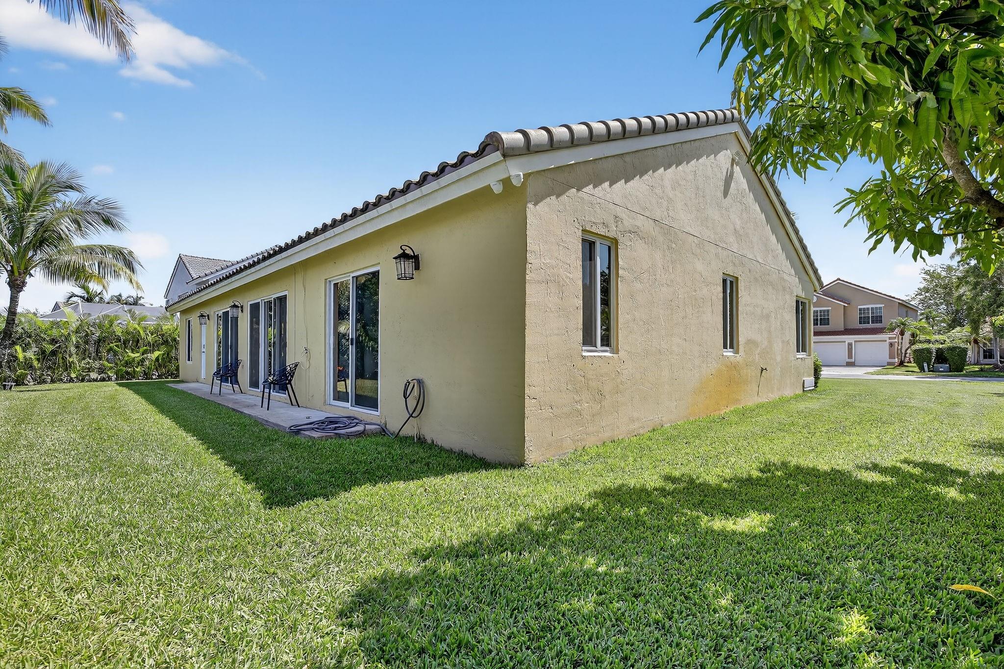 1210 NW 193rd Ave