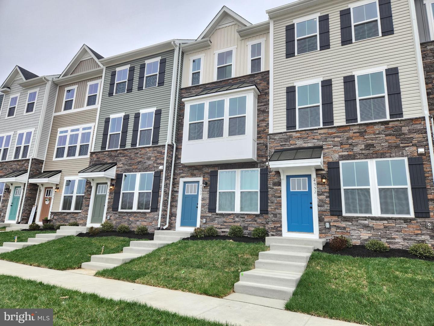 4950 DUNHAVEN DR