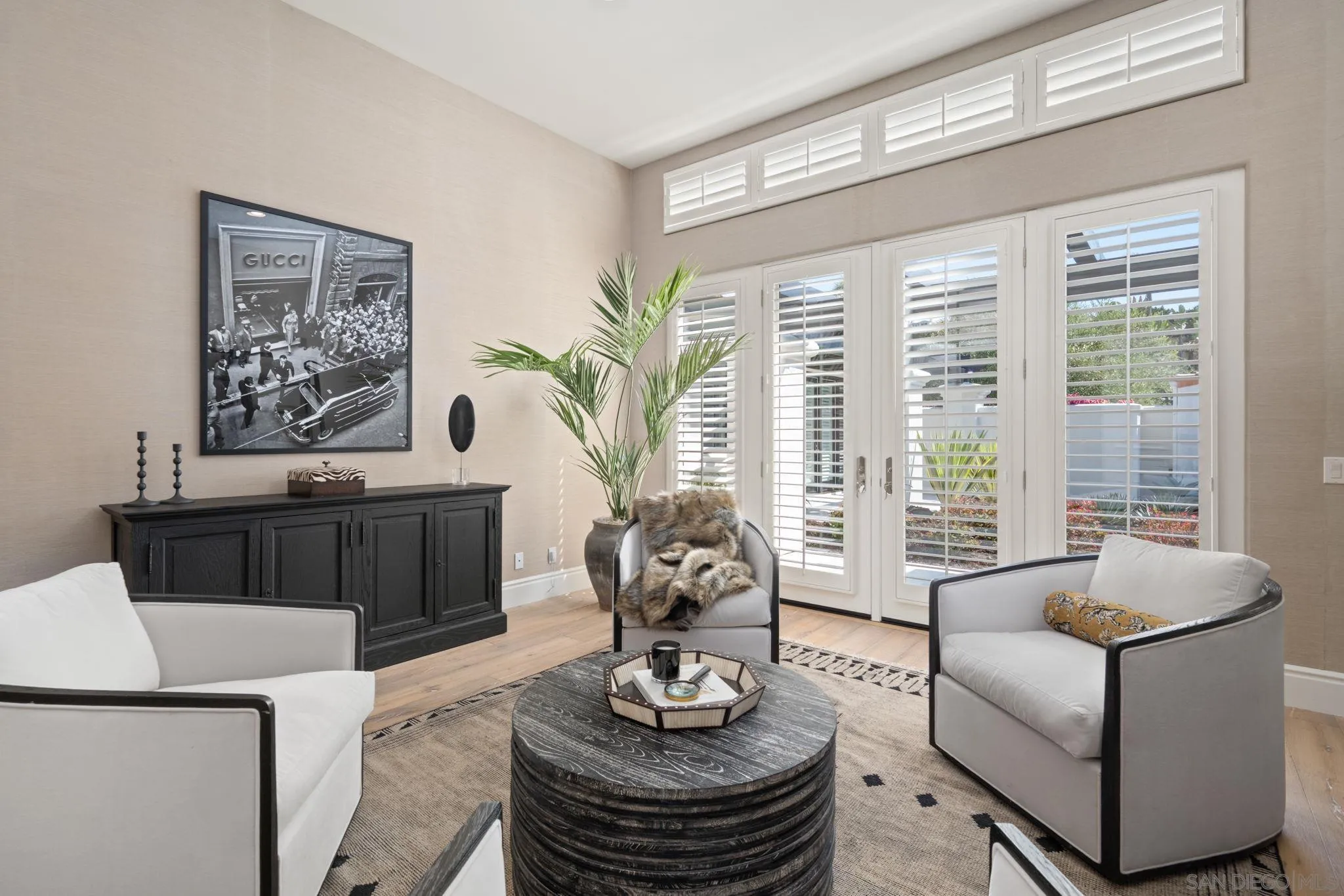 5986 Greensview Ct
