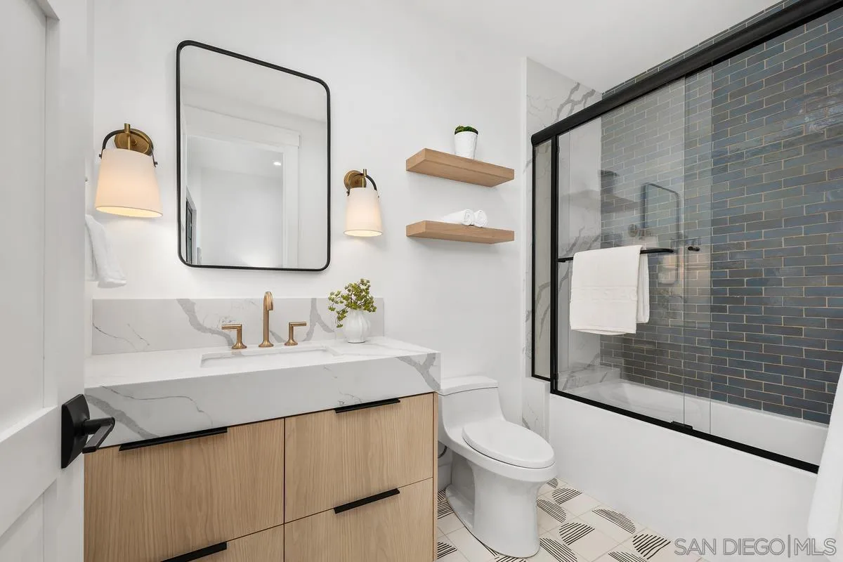 6691-93 Camino Saucito