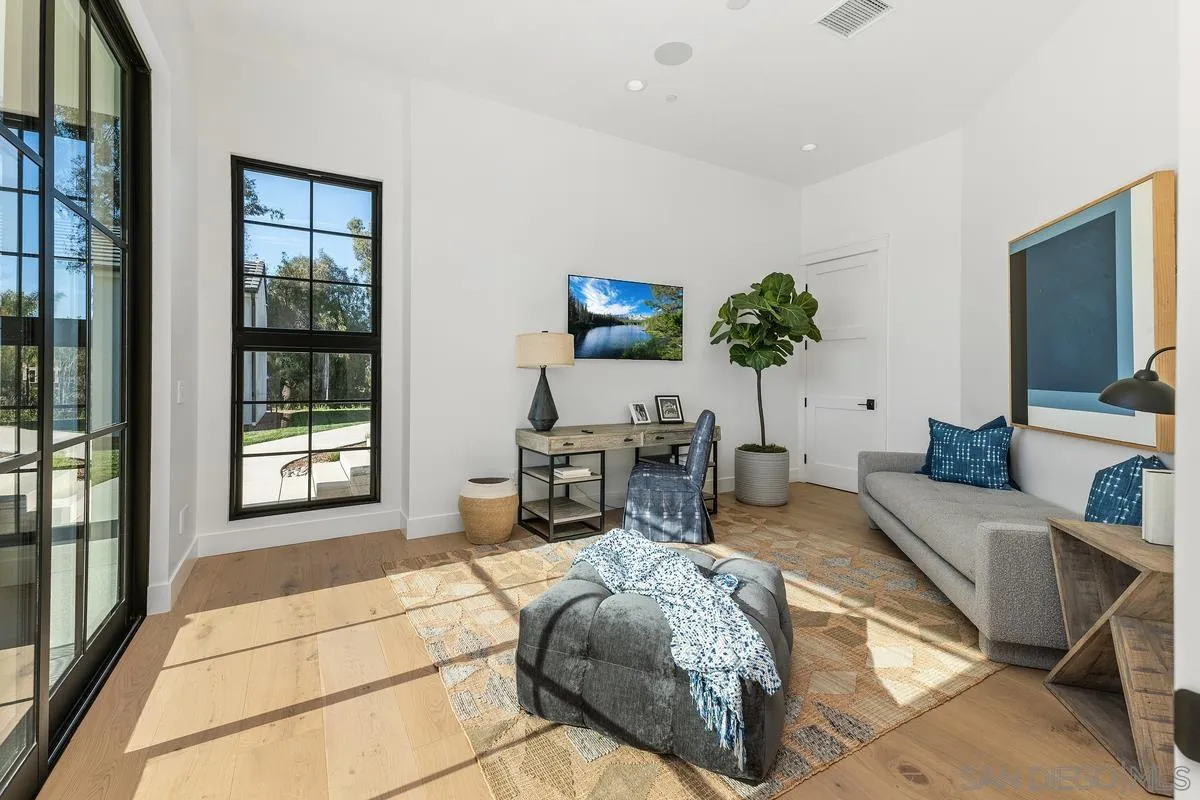 6691-93 Camino Saucito