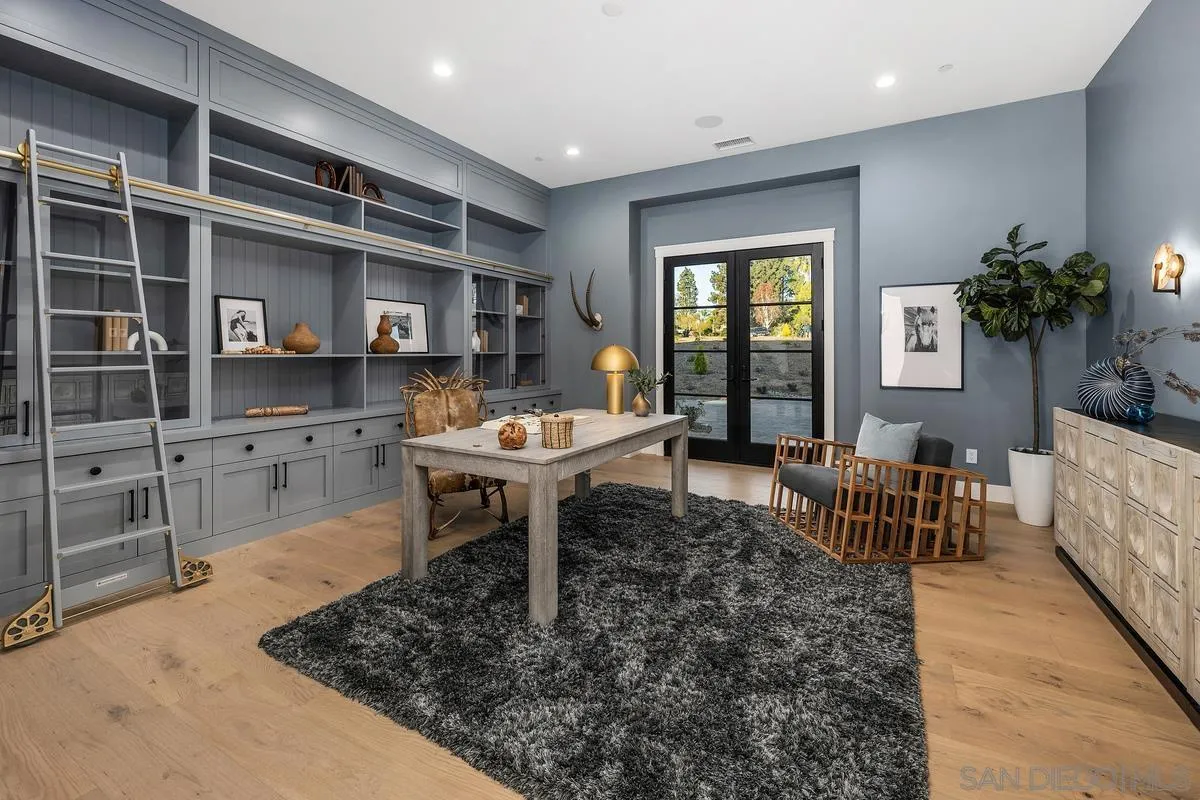 6691-93 Camino Saucito