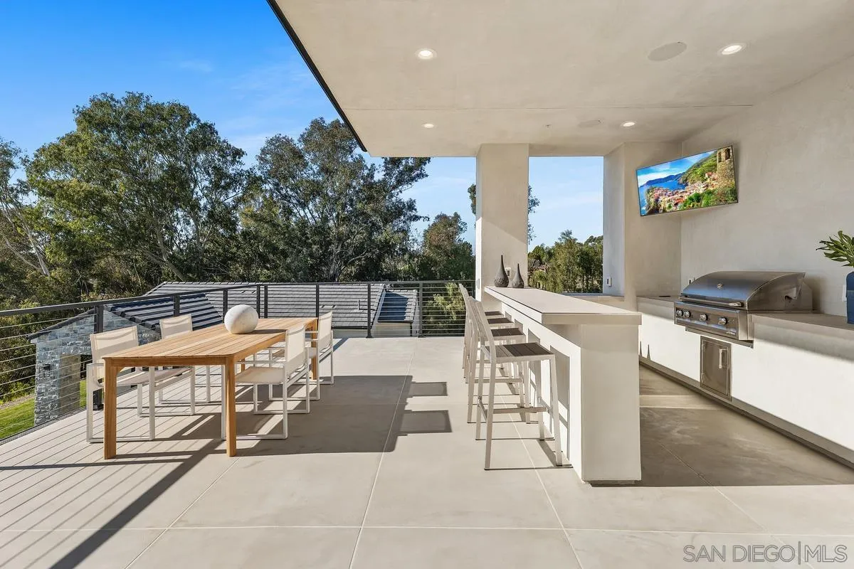 6691-93 Camino Saucito