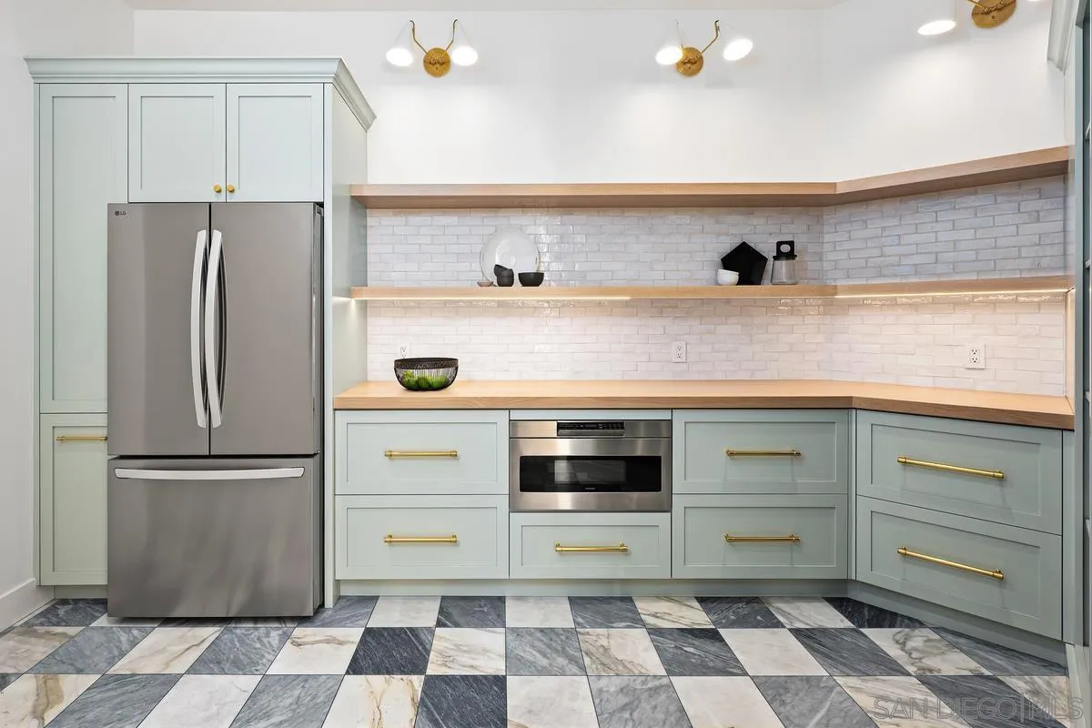 6691-93 Camino Saucito