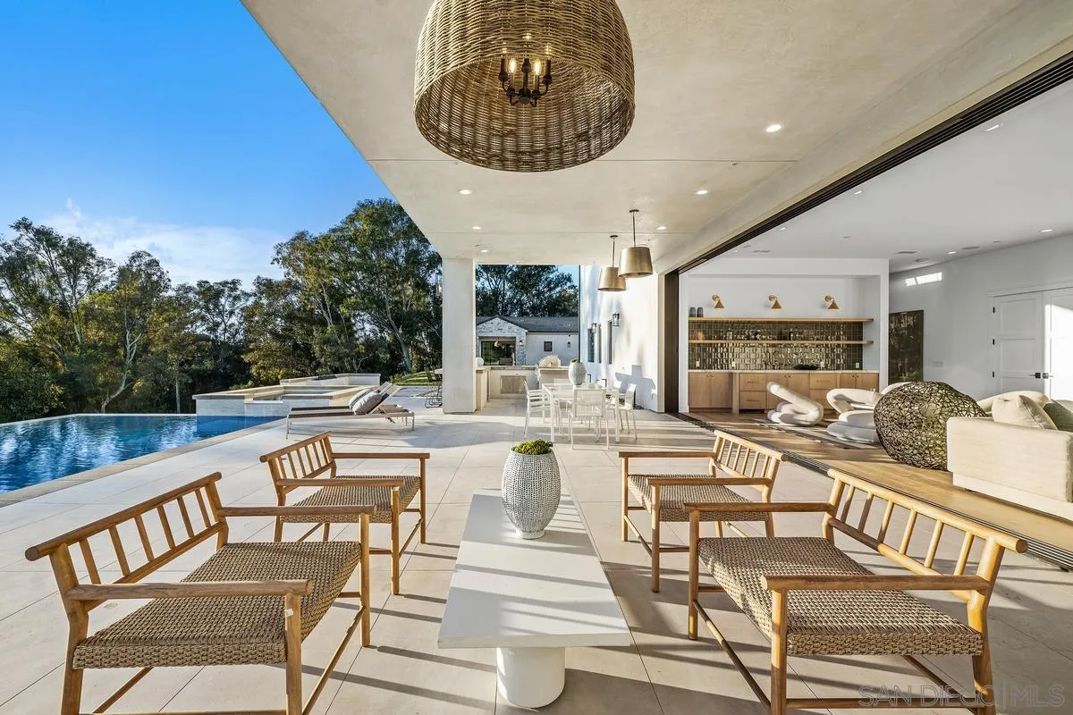 6691-93 Camino Saucito