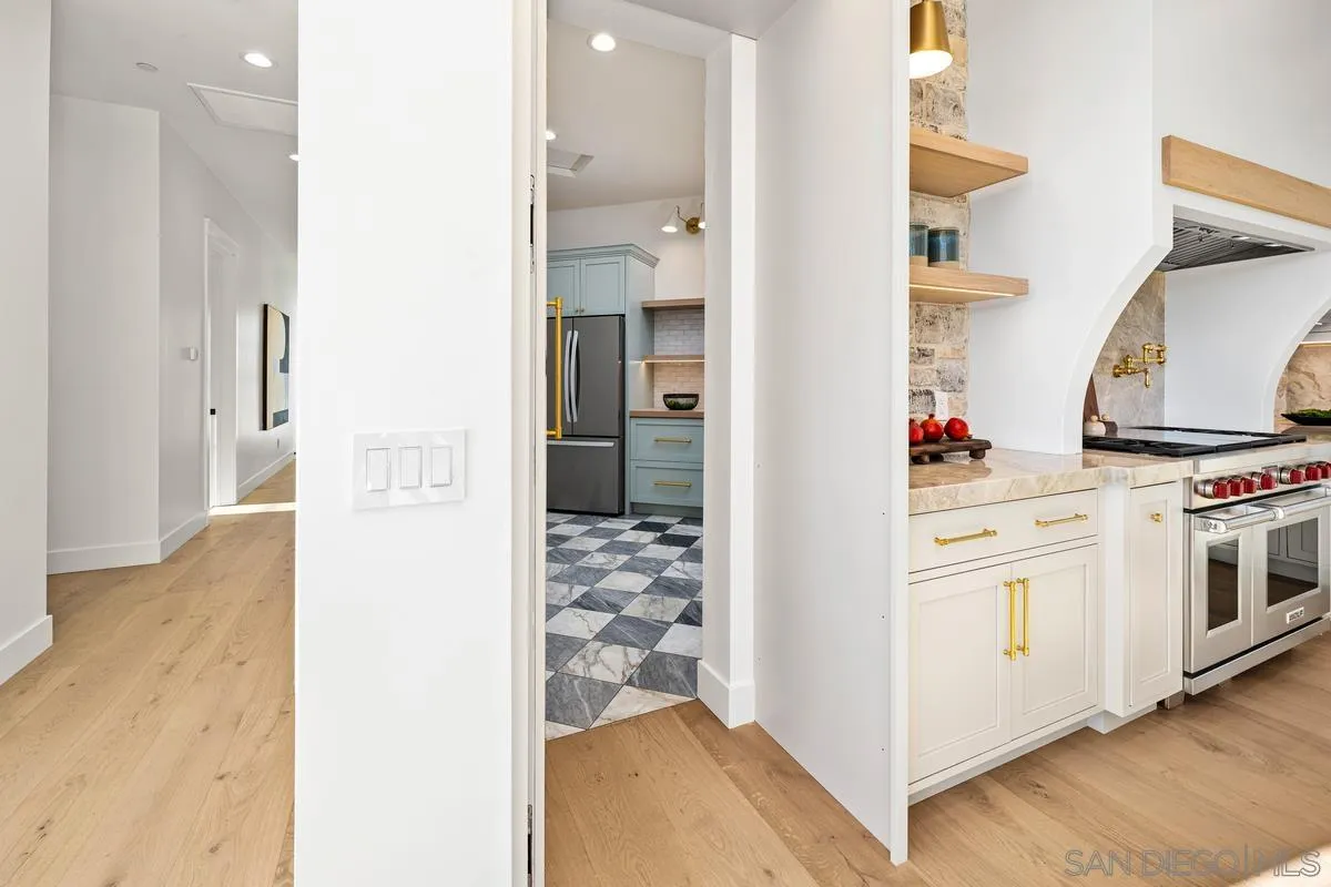 6691-93 Camino Saucito