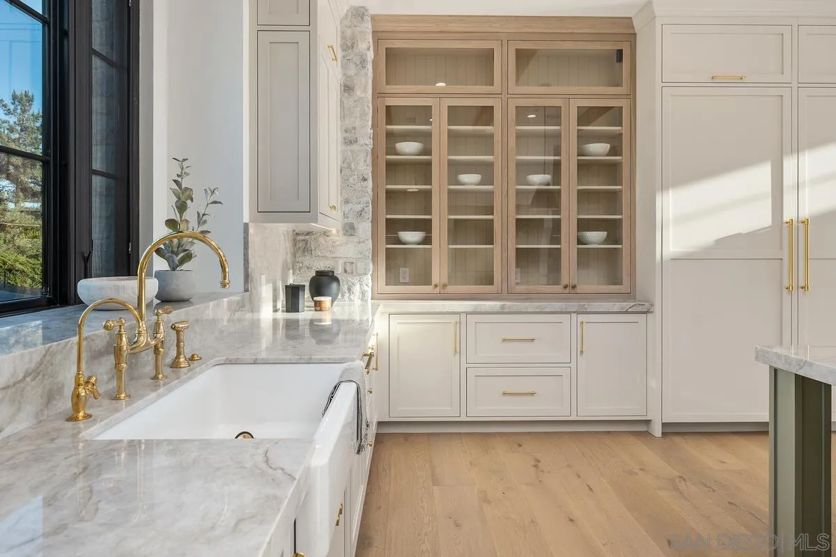 6691-93 Camino Saucito